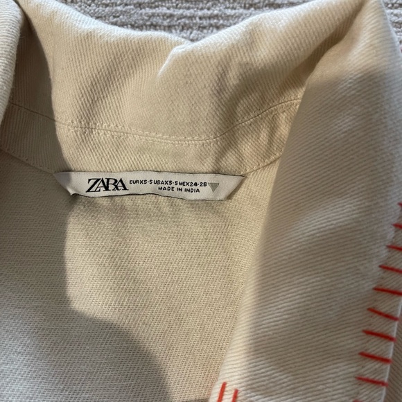 Zara - Oversize Jean Jacket - Picture 2 of 3